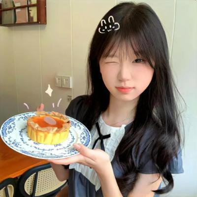 女儿国嬉春